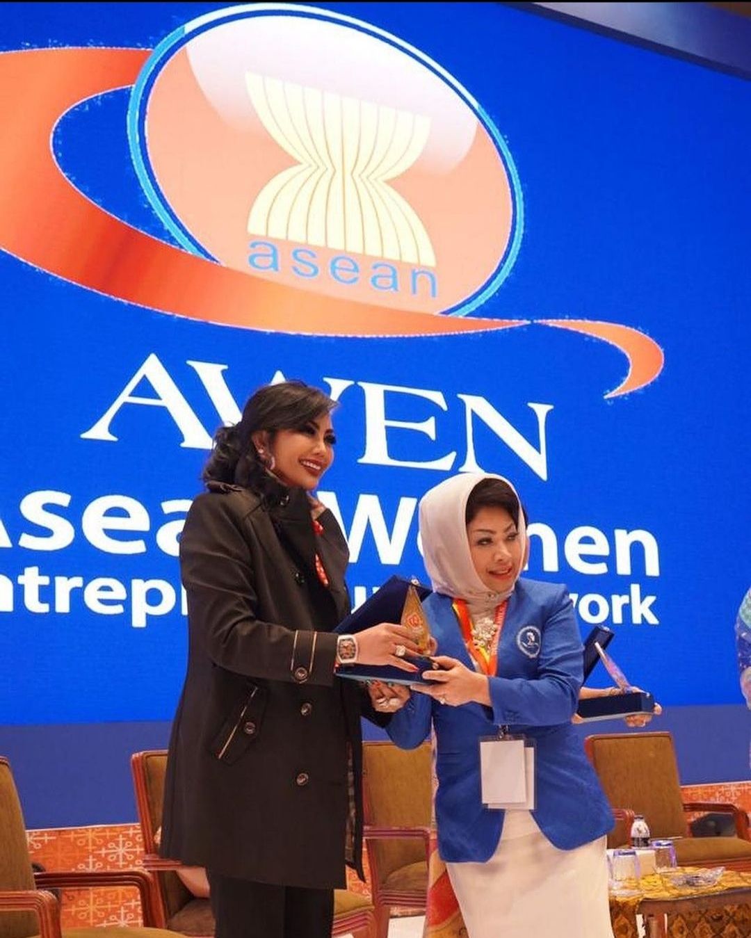 Bangga! Maya Miranda Ambarsari Raih Penghargaan ASEAN Women Entrepreneur of The Year