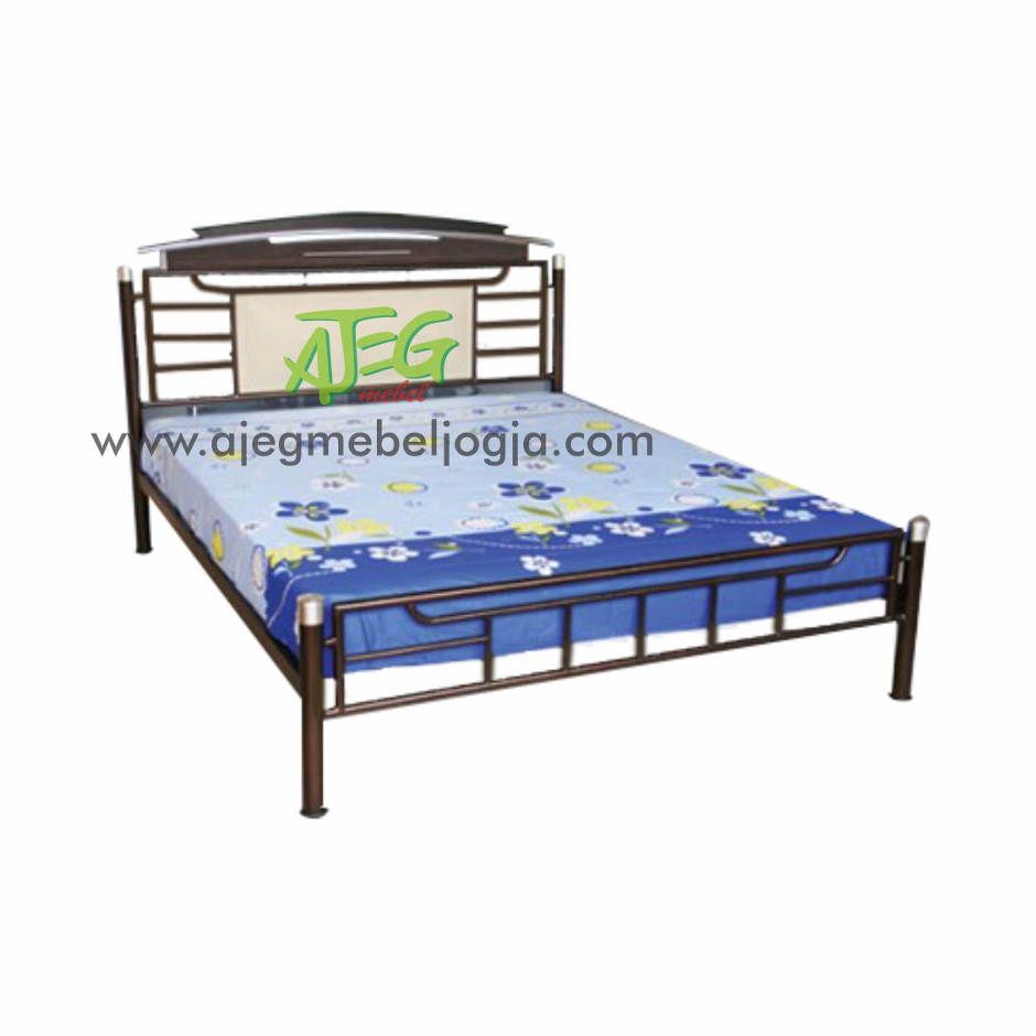 DIVAN BESI ASHLYN SIANTANO UK 160 DIVAN BESI ASHLYN SIANTANO UK 160