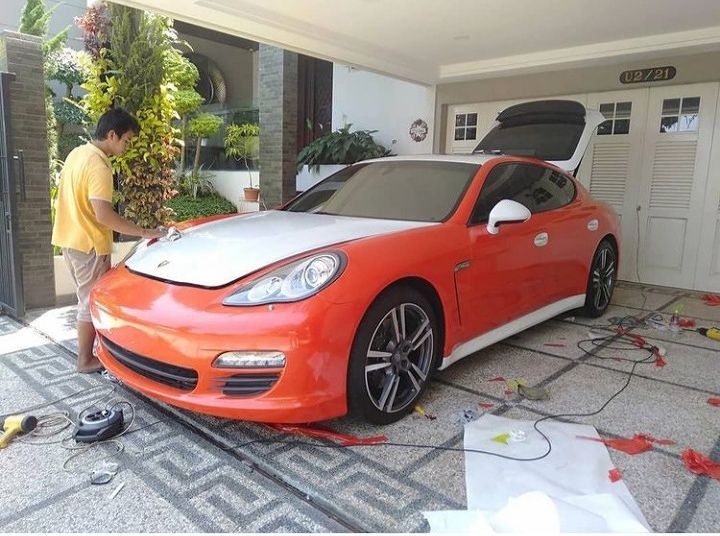 Jasa wrapping sticker mobil panggilan