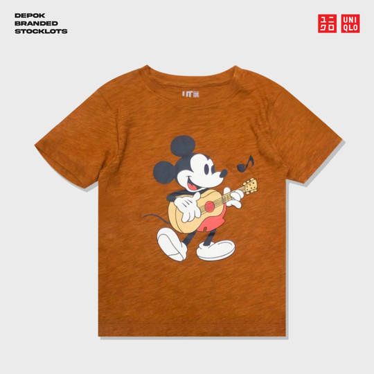 Distributor Baju Uniqlo x Disney Harga Murah 01
