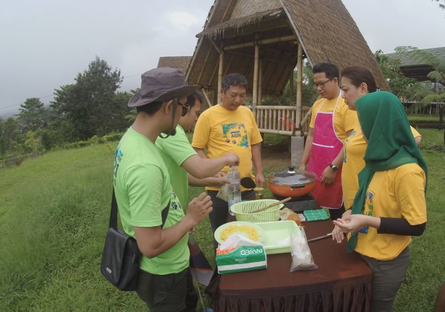 Outbound Offroad dengan Kompetisi Outdoor Cooking di Pesona Alam Resort Puncak Bogor