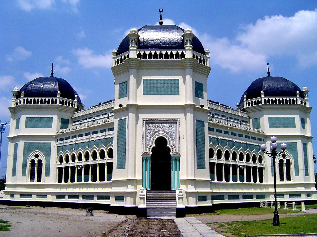 Fakta di Balik Masjid Raya Medan