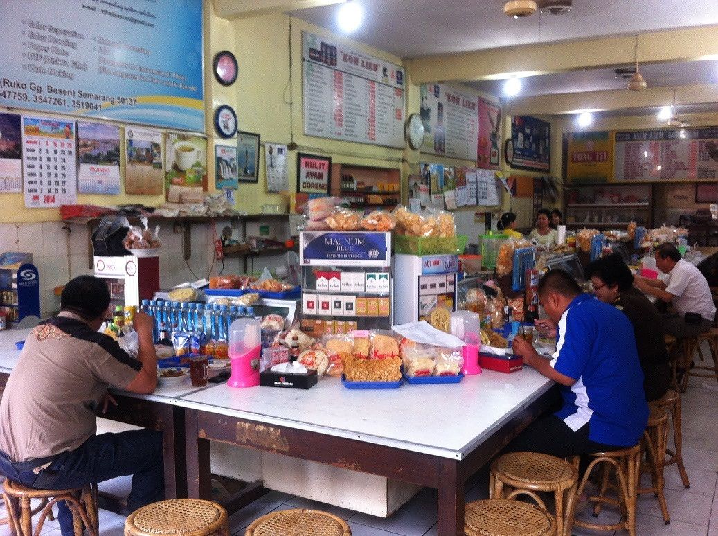 Warung Asem-Asem Koh Liem