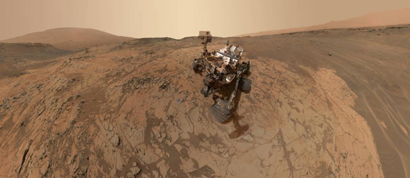 Foto Misterius Yang Ada di Planet Mars