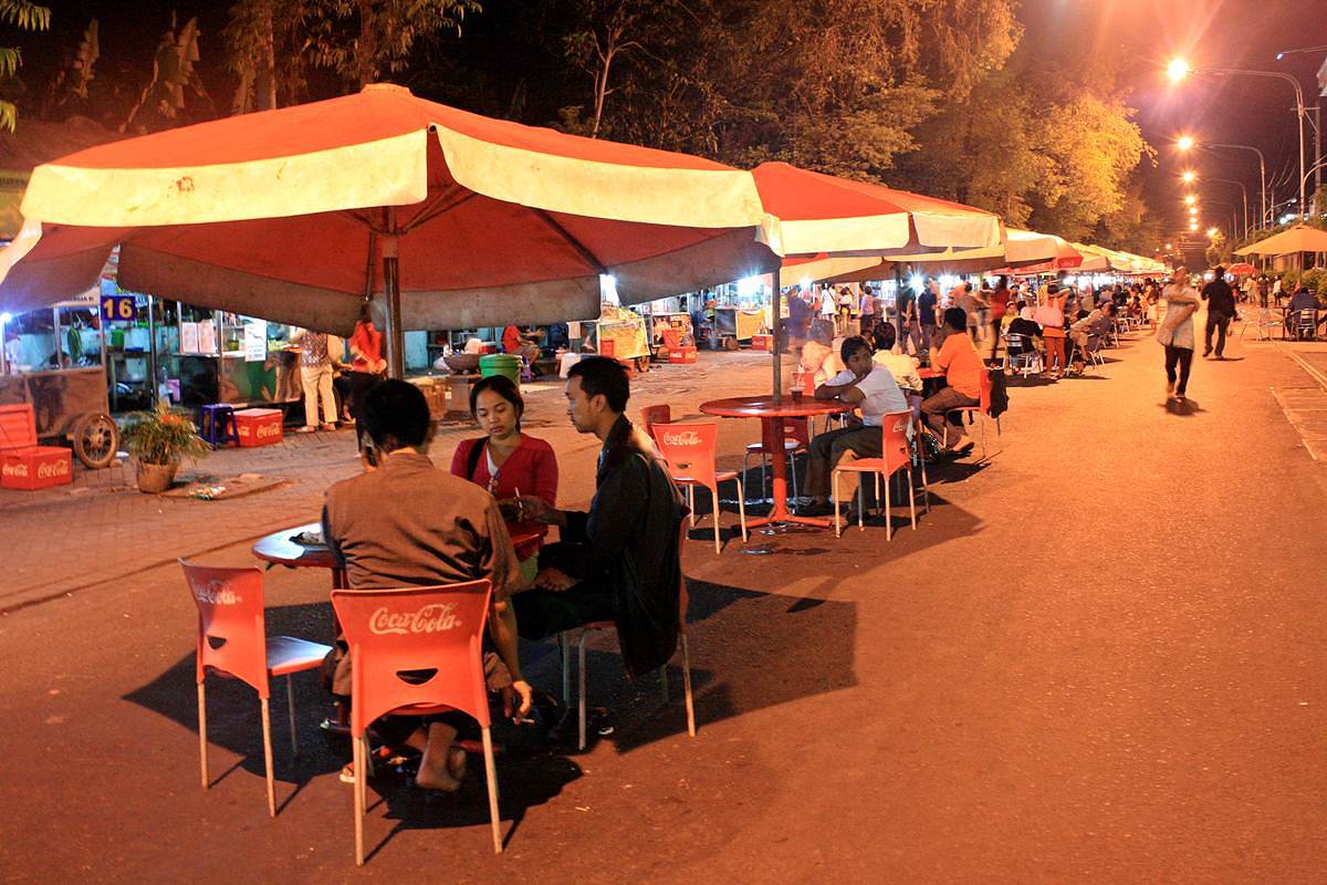 6 CAFE PALING KEREN DI SOLO