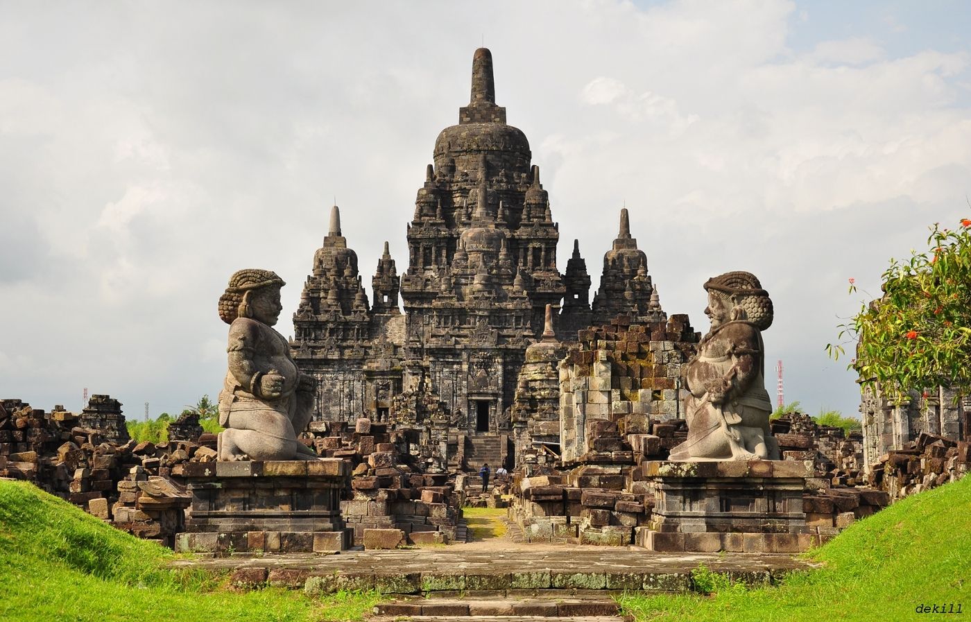 25 CANDI-CANDI DI INDONESIA