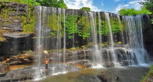 Indahnya Tirai Air terjun Temam di Sumatera Selatan