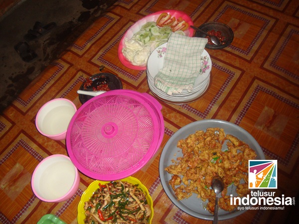 img-1488544281.jpg