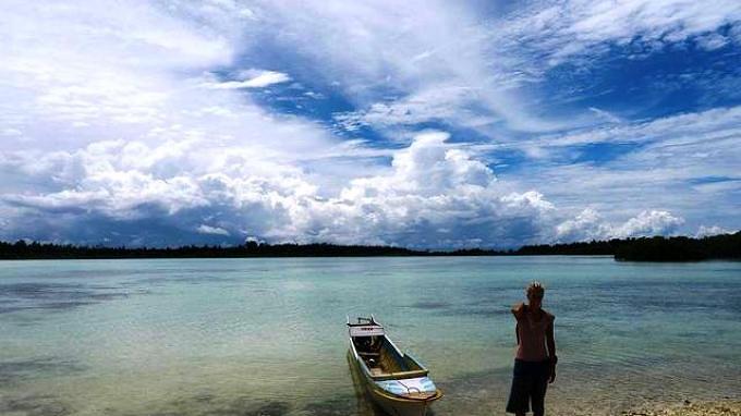 10 Potret surga dunia Kepulauan Widi di Halmahera, Maldives baru nih