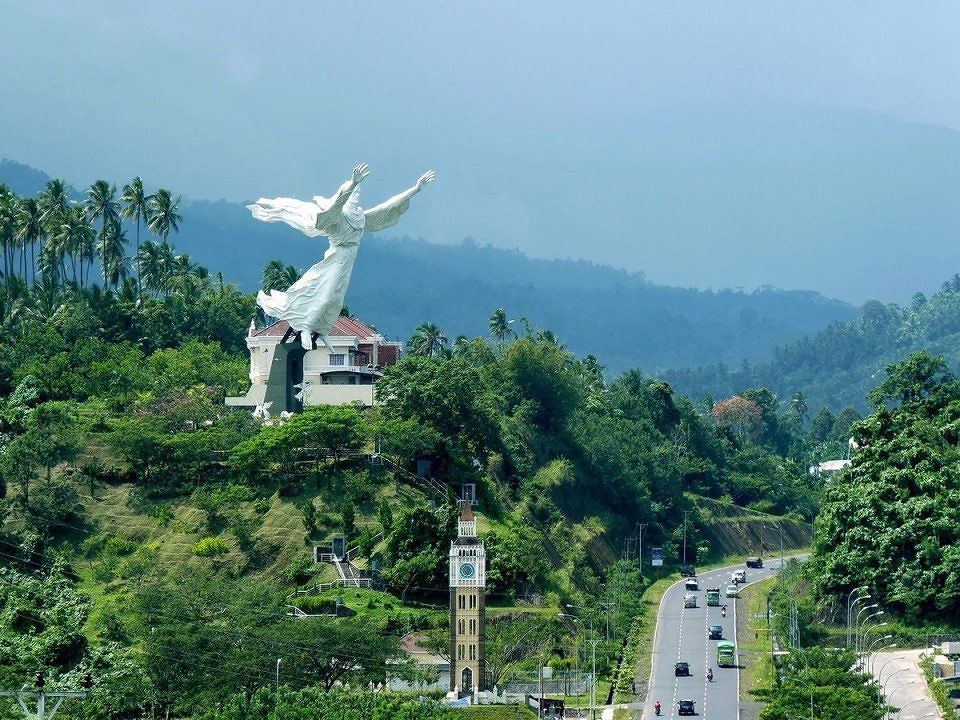 Hal Menarik yang Ada di Kota Manado