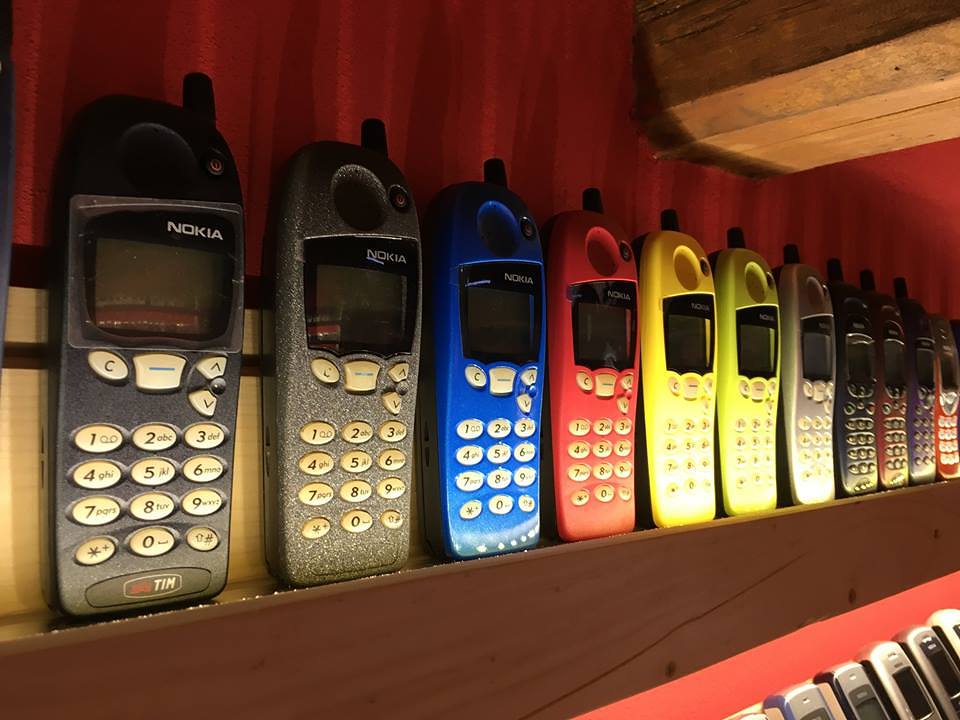 Museum Handphone Jadul di Slovakia