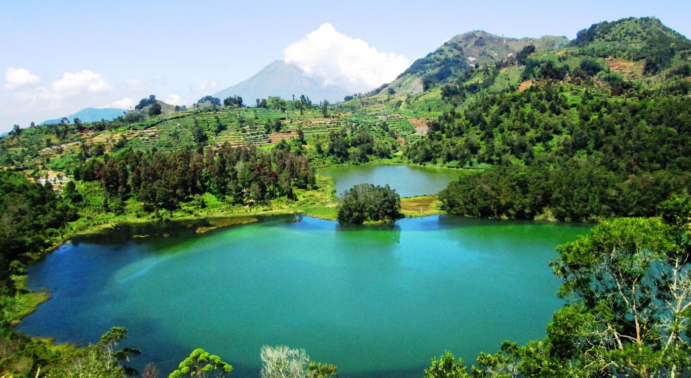 TELAGA WARNA DIENG