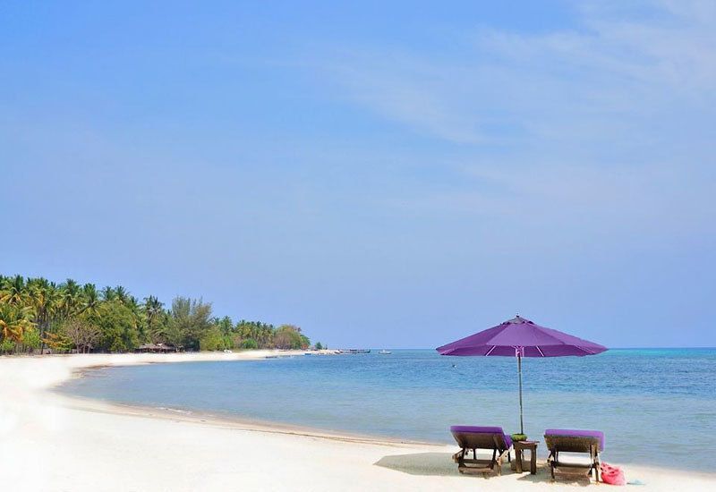 Pesona Alam di Pantai Sire Lombok Yang Mengagumkan