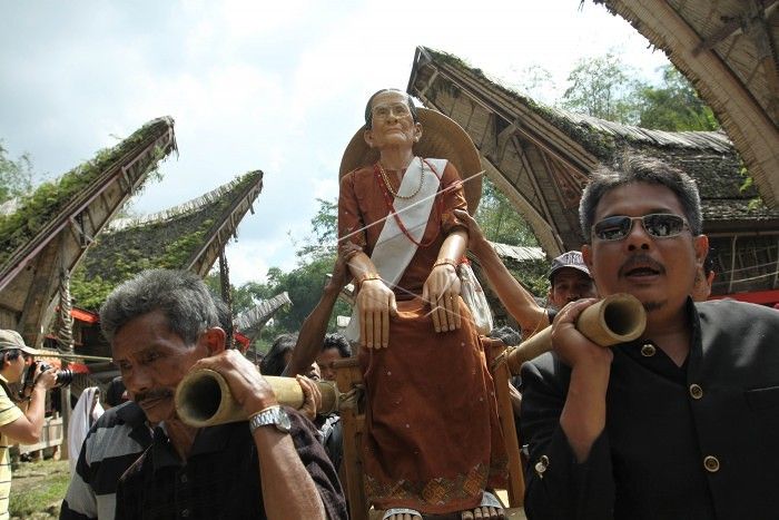 5 Tradisi yang Masih Berlaku di Indonesia, Meski Butuh Banyak Biaya