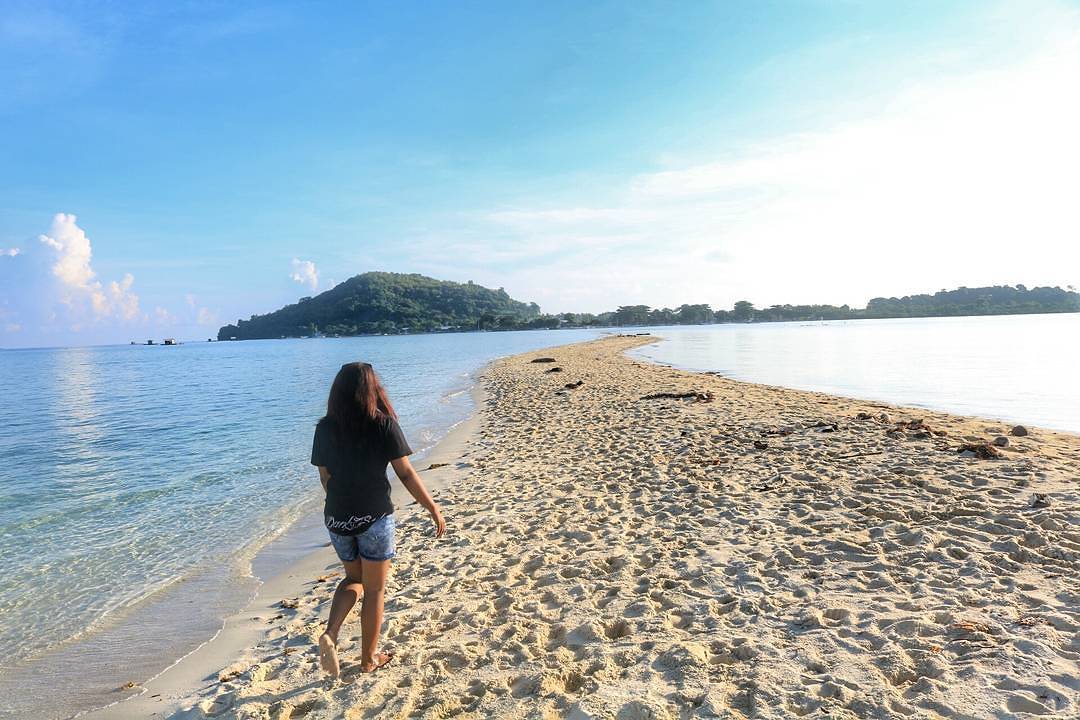 Pantai Pulau Gili Bawean Gresik: Surga Bahari Yang Tersembunyi