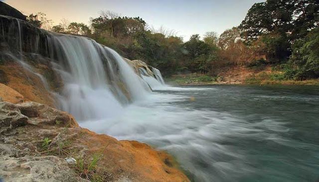 Wisata Air Terjun Terindah di Sumba Timur