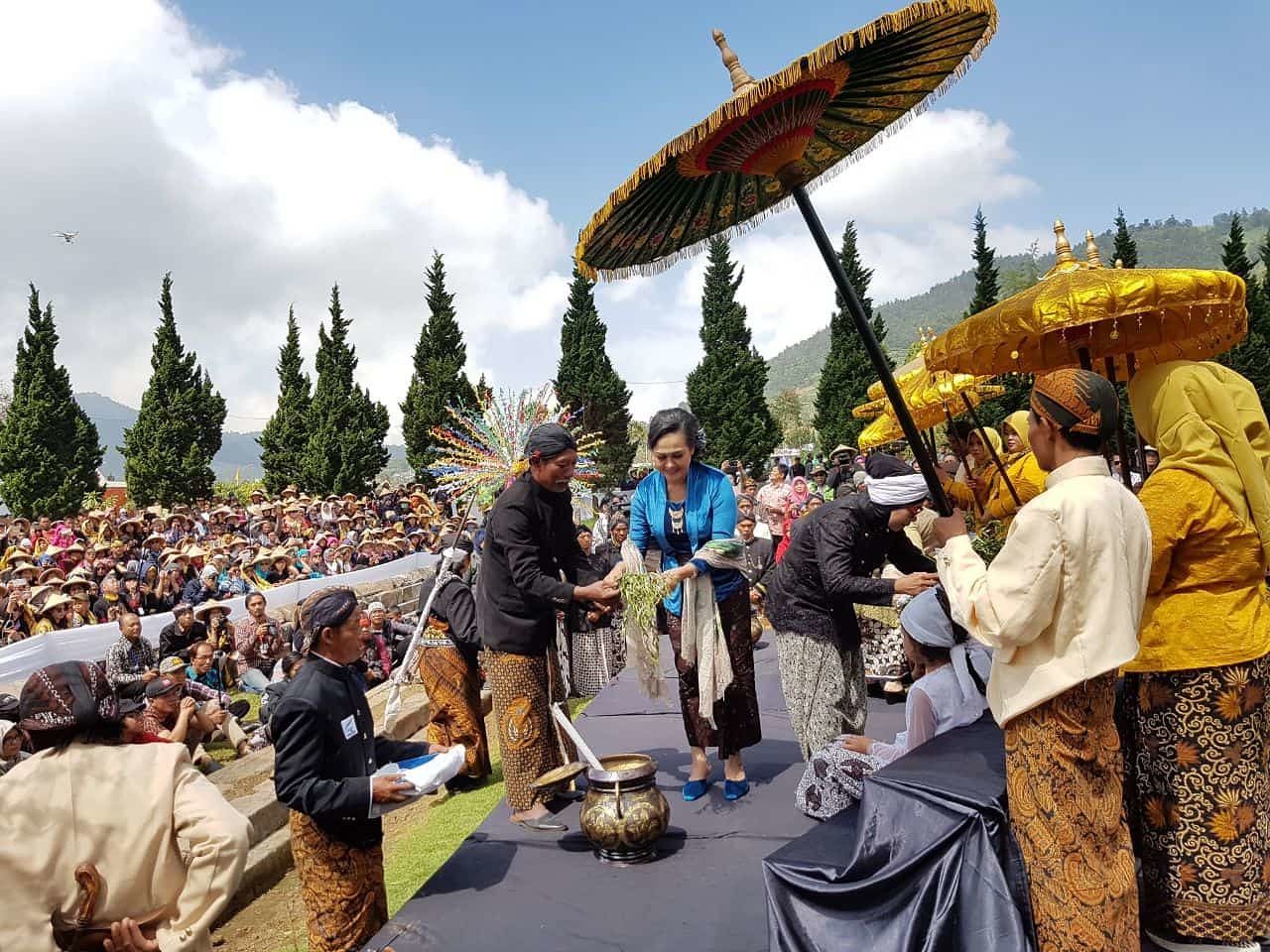 3 Festival Adat Indonesia yang Mendunia