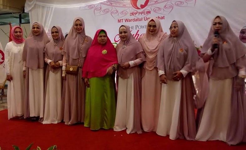 Bersama Mamah Dedeh PPLIPI Ajak Perempuan Seimbangkan Kehidupan Dunia Akhirat