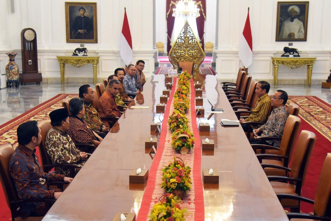 Presiden Jokowi Minta MPR RI Sukseskan Pelantikan Presiden dan Wakil Presiden Terpilih .