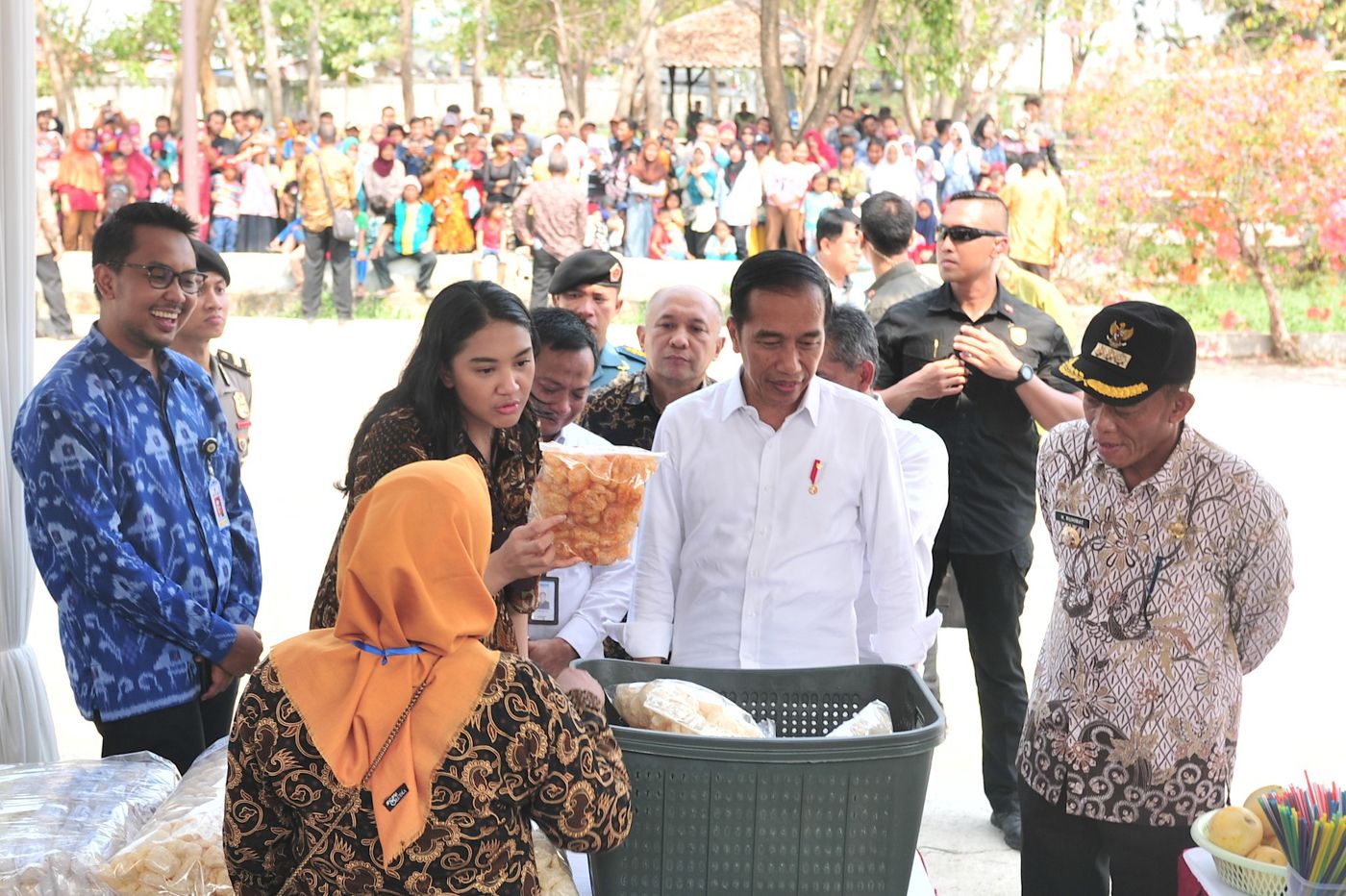 Presiden Jokowi Ingatkan Peserta Program Mekaar Gunakan Semua Pinjaman Untuk Modal Usaha