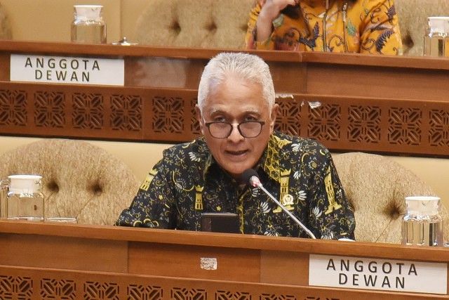Komisi II Minta Menteri PAN-RB Jelaskan Secara Transparan Rencana Penghapusan Honorer