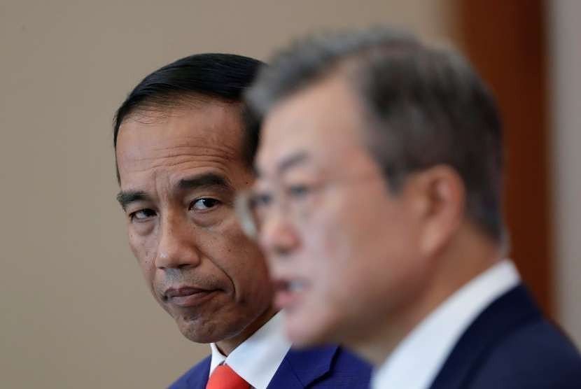 Saat Bertemu Presiden Moon, Presiden Jokowi Singgung Masalah ABK Indonesia