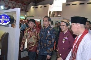 Disebut Anggaran Negara Bocor 25%, Presiden Jokowi: “Laporkan Saja ke KPK, Duit Gede Banget Itu”
