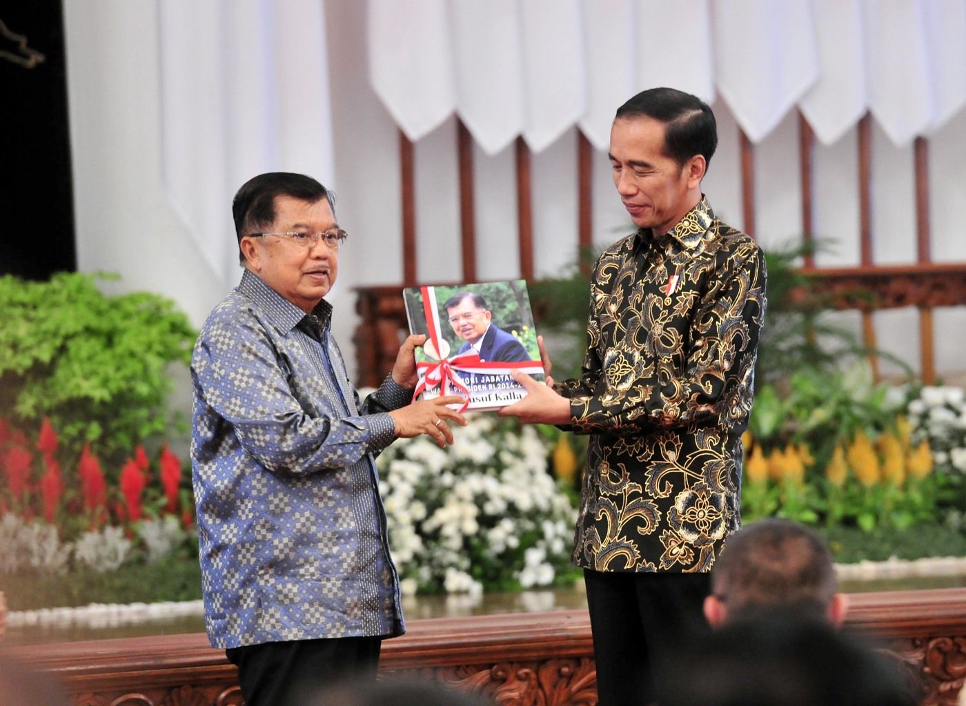 Sebut Kabinet Sudah Bekerja Keras, Presiden Jokowi: Mohon Maaf, Sering Saya Ganggu Tengah Malam  