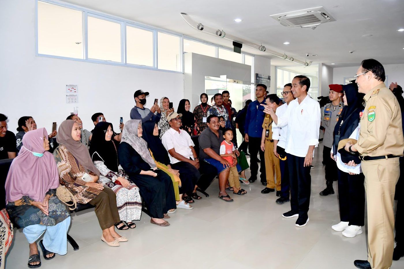Presiden Jokowi Tinjau Fasilitas dan Pelayanan Kesehatan di RSUD Sultan Thaha Saifuddin.