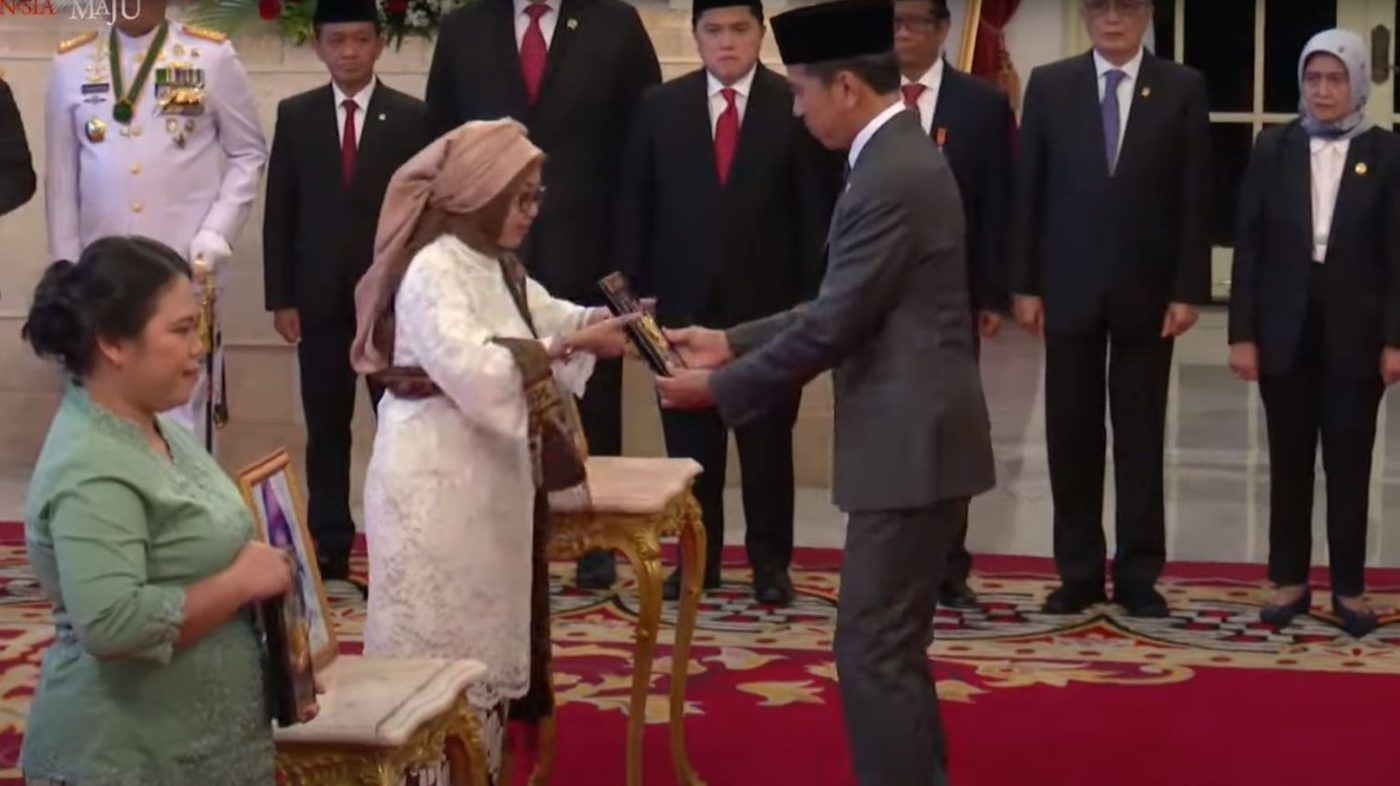 Presiden Jokowi Anugerahkan Gelar Pahlawan Nasional kepada Enam Tokoh.