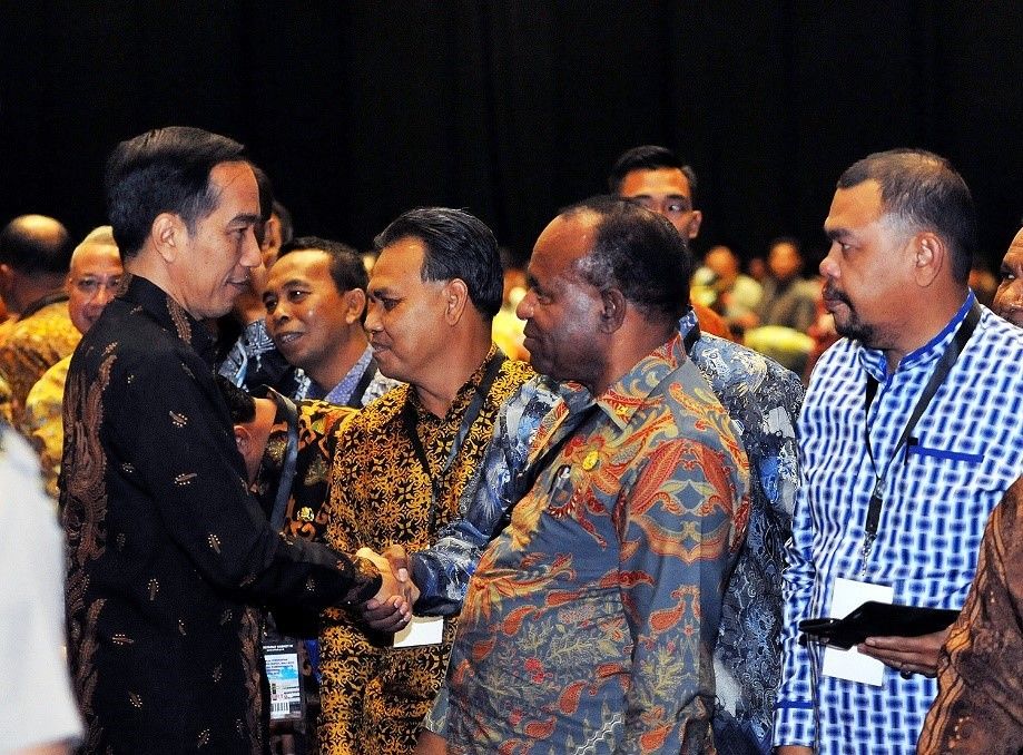 Presiden Jokowi: “42.000 Regulasi Menjerat Kita Sendiri”