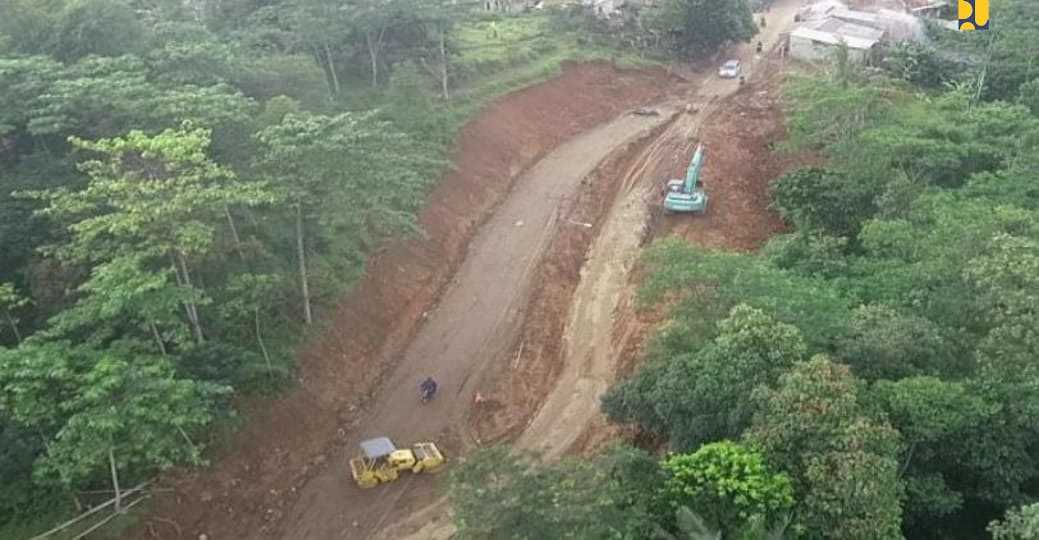 38 Titik Akses Jalan Berhasil Dibuka, Pemerintah Terus Buka Daerah Terisolasi di Sukajaya, Bogor 