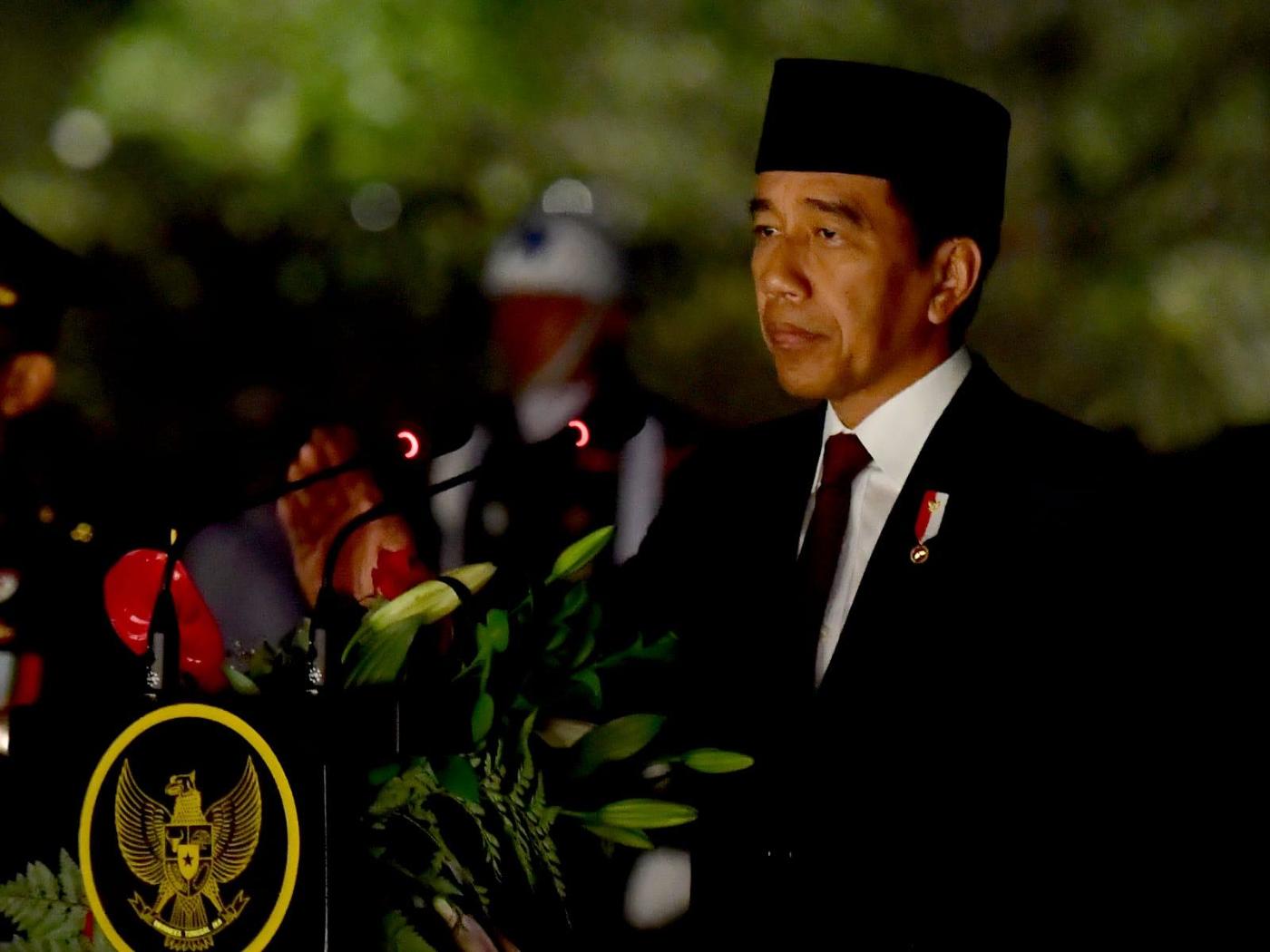 HUT Ke-78 RI, Presiden Jokowi Pimpin Apel Kehormatan dan Renungan Suci