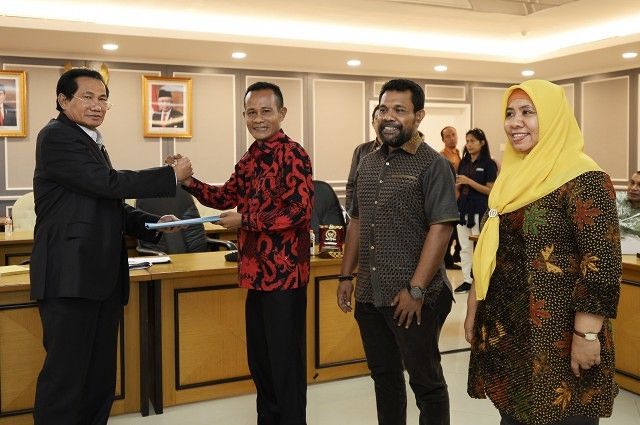 Achmad Hatari Dukung Peningkatan DID Maluku Utara
