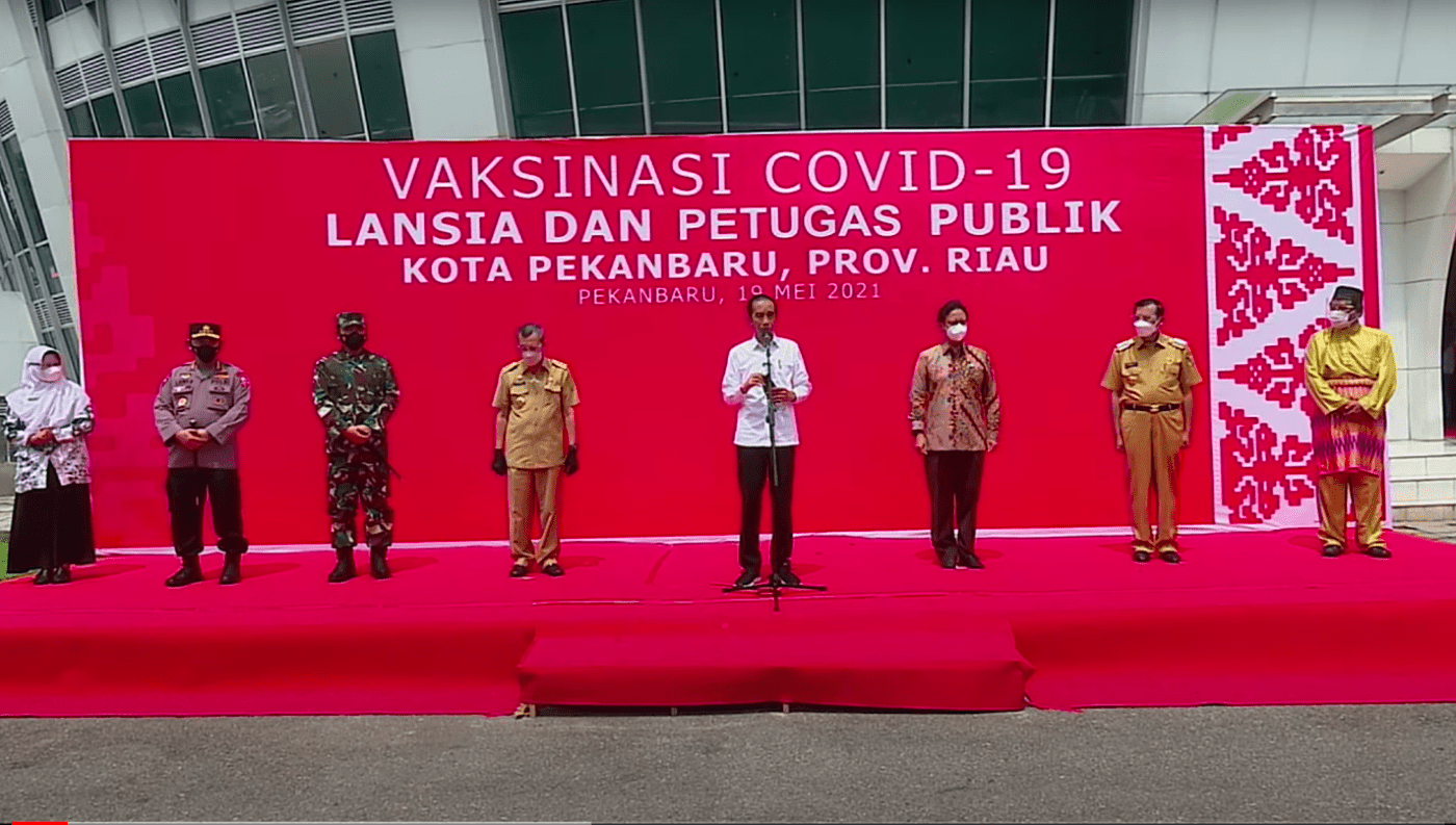 Alami Tren Kenaikan, Presiden Ingatkan Kepala Daerah di Riau Tekan Laju Penyebaran COVID-19