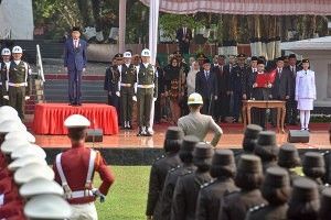 Usai Upacara Hari Kesaktian Pancasila, Presiden Jokowi Sapa Keluarga Pahlawan Revolusi