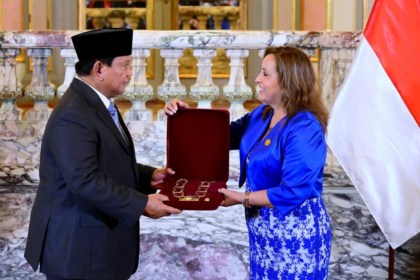 Presiden Prabowo Subianto Terima Penghargaan “Grand Cross of the Order of the Sun of Peru” .