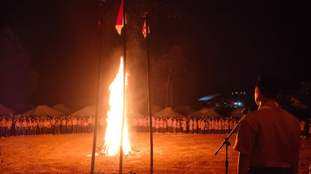 Api Unggun Kemah Akbar Membakar Semangat Kebersamaan