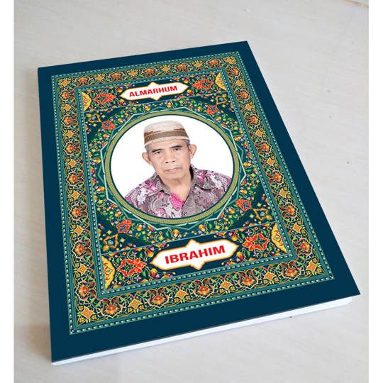 Yasin Softcover Ornament 01