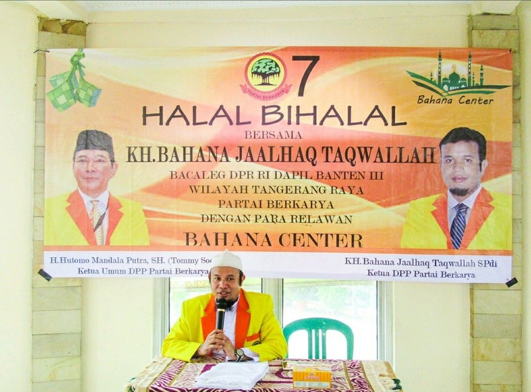 Halal Bihalal KH. Bahana Jaalhaq Taqwallah Bersama Relawan Bahana Center