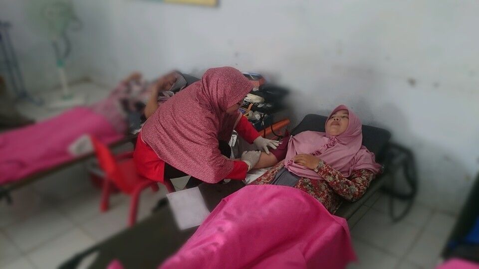 Donor Darah: Give Blood Save Life