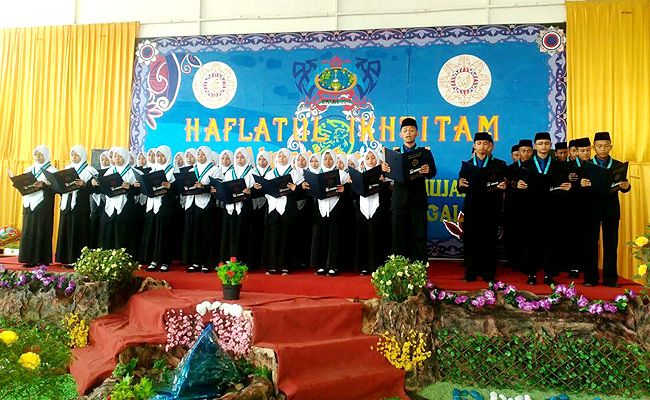 Haflatul Ikhtitam Alumni XIX; Lulusan Diharapkan Menjadi Mutiara di Masyarakat