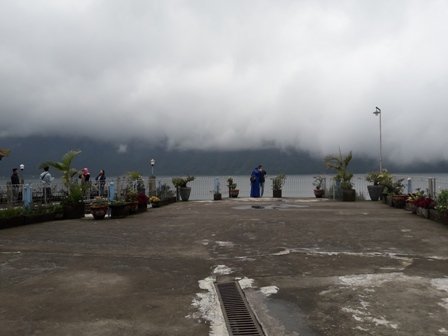 img-1534170678.jpg