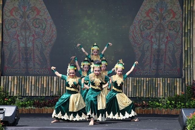 PENYAJI TERBAIK FESTIVAL TARI DAN BUDAYA NUSANTARA 2019