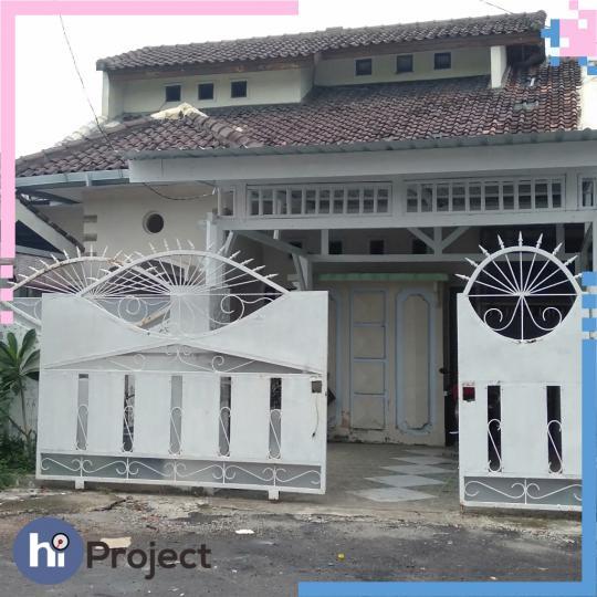 Rumah 2 lantai di Perumahan Taman Mutiara Pagutan Mataram R136