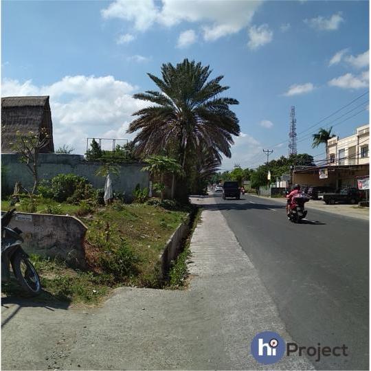 Tanah di pinggir jalan Raya Sandik T199