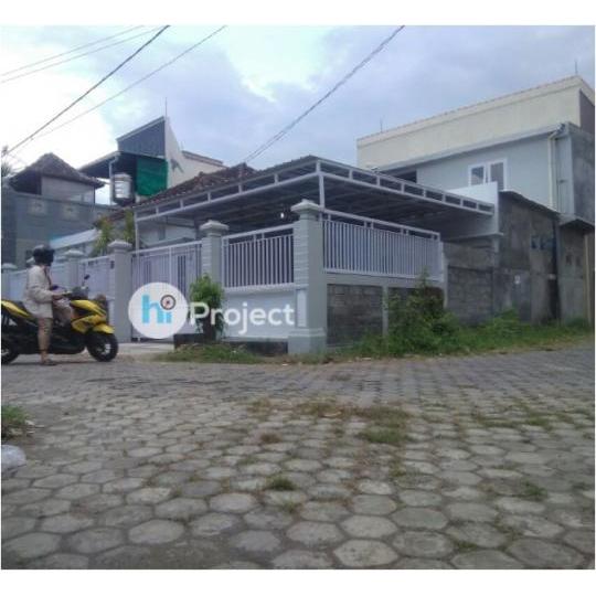 Rumah Besar Murah di Seruni R014