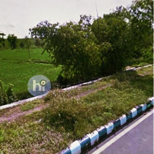 7.100M2 tanah di jl by pass T068