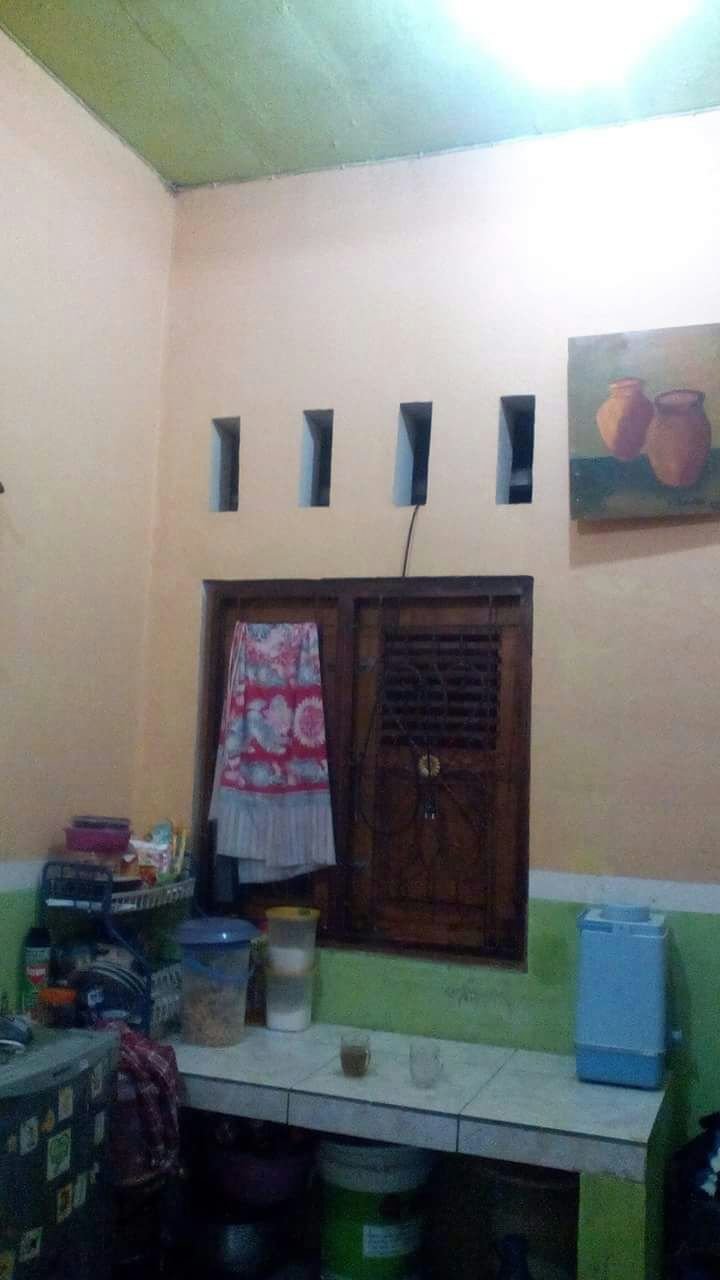 img-1530761476.jpg