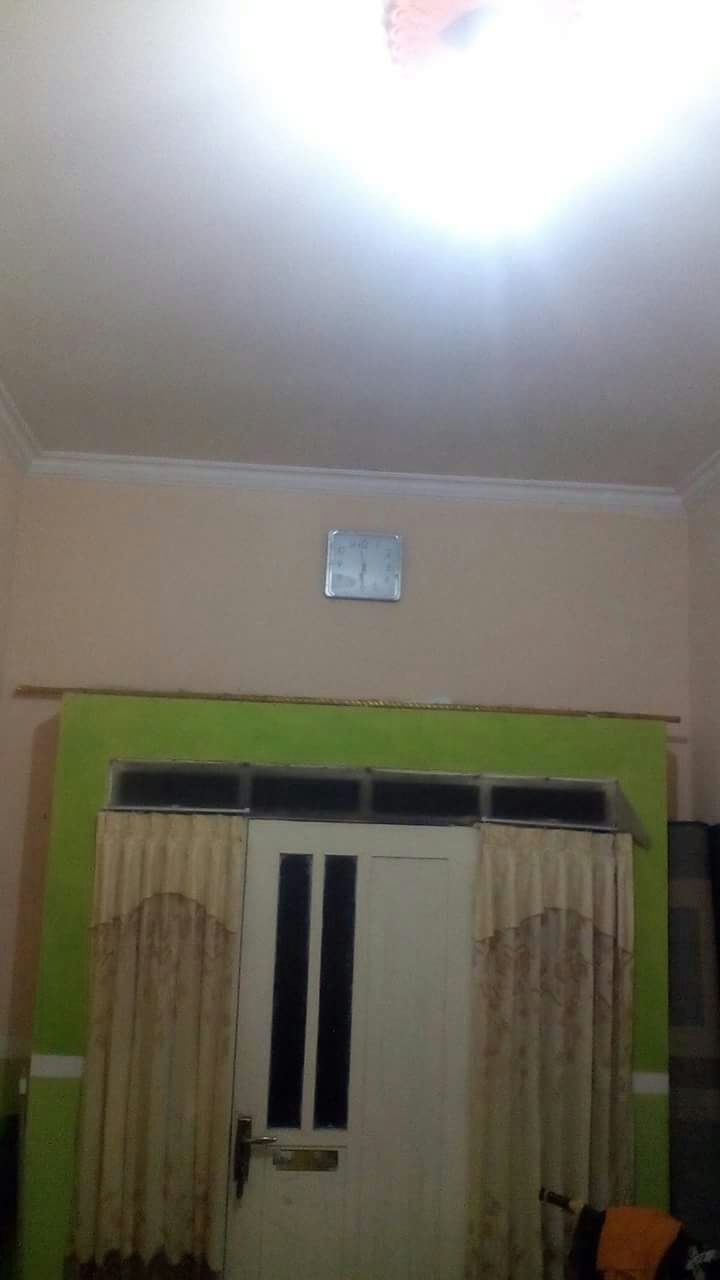 img-1530761485.jpg
